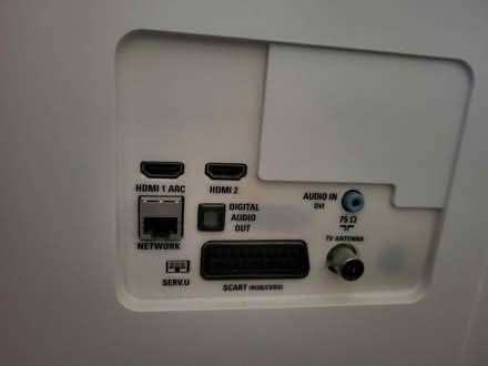 Photo of free Tv 32 inch (Round Green LU3) #4