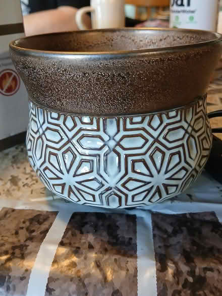 Photo of free Wax/candle warmer (Woburn south) #3