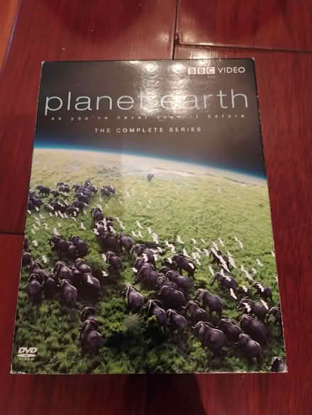 Photo of free Bbc planet Earth 5 disc series (Richmond Hill) #1