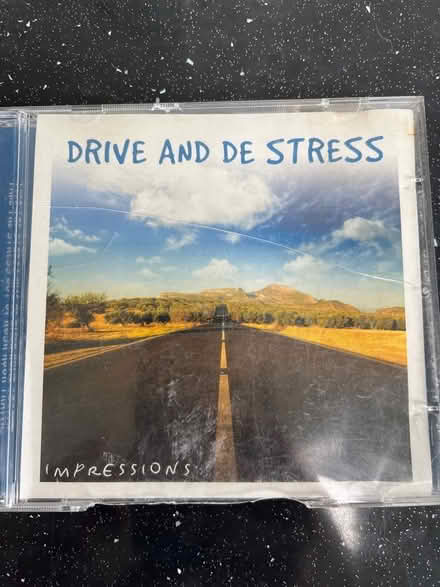 Photo of free Cd drive and de stress (Ware SG12) #1