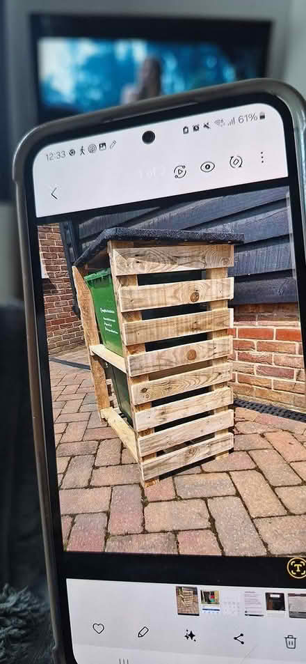Photo of Recycling outdoor storage (Chiswick) #1