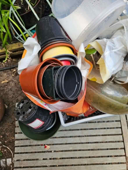 Photo of free Plastic plant pots (Loughborough LE11) #2
