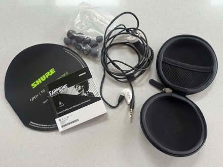 Photo of free Shure SE215M+ Wired Earbuds (Homerton E9) #1
