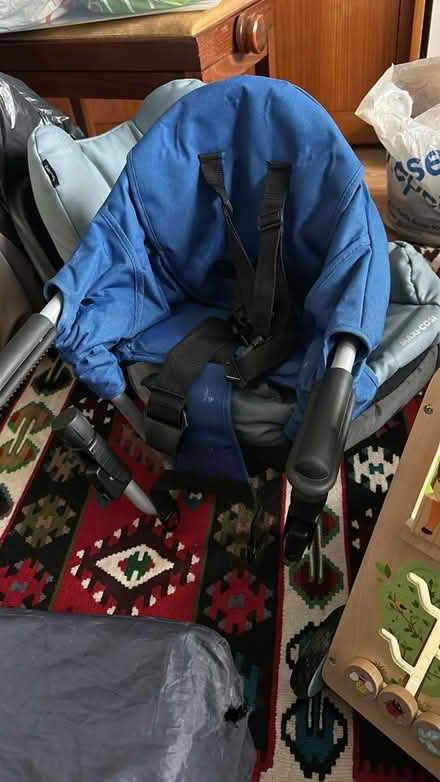 Photo of free Baby portable seat (Catford) #1
