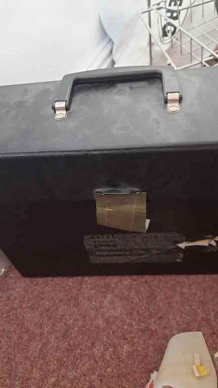 Photo of free Expanding File holdee (Byfleet KT14) #2