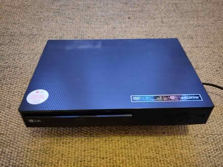 Photo of free Faulty LG Blu-ray player (Elswick NE4) #1
