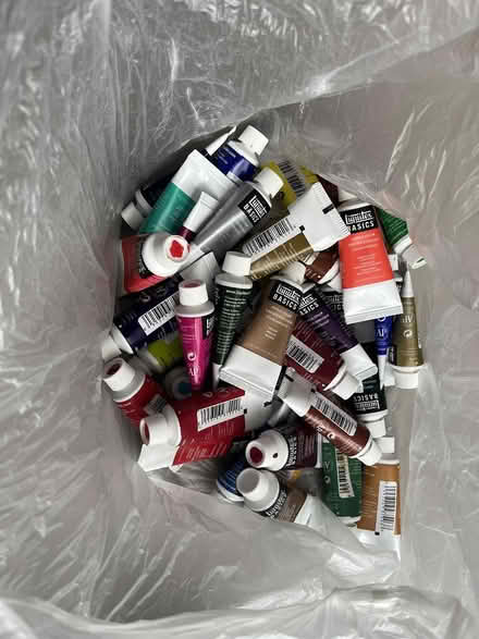 Photo of free Acrylic Paint Set (Weoley Castle B29) #1