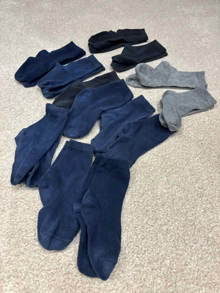 Photo of free Boys socks size 9-12 (Derby DE24) #2