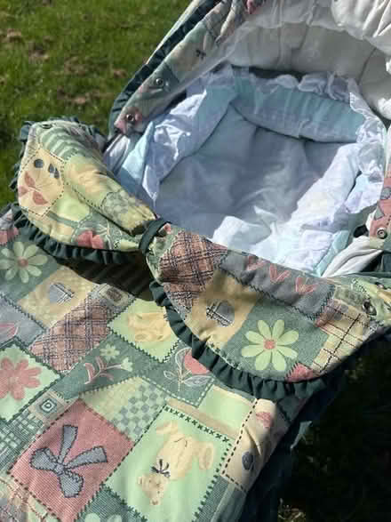 Photo of free 90s pram with suspension (Southwick, Shoreham by Sea) #2