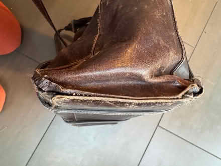 Photo of free Brown leather bag in need of TLC (Tufnell Park N7) #2