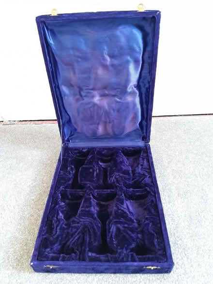 Photo of free Purple Velvet Display box (Grassmarket EH1) #1