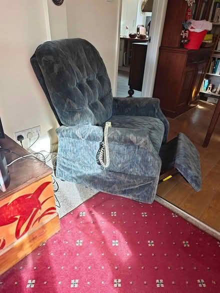 Photo of free Electric riser reliner chair (West Hill) #1