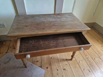 Photo of free Pine kitchen table (Stoke Newington N16) #2