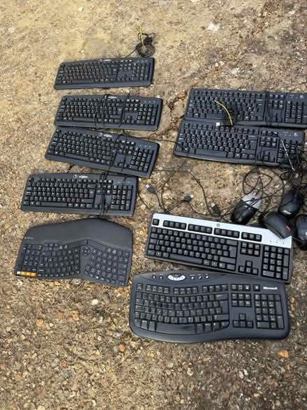 Photo of free Keyboards (Croydon) #1