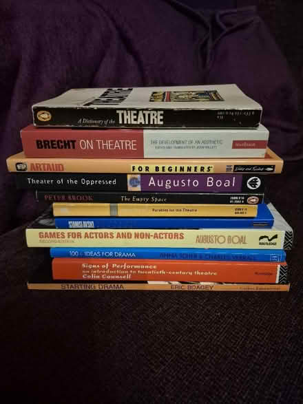 Photo of free Theatre Studies books (Hollinswood TF3) #1