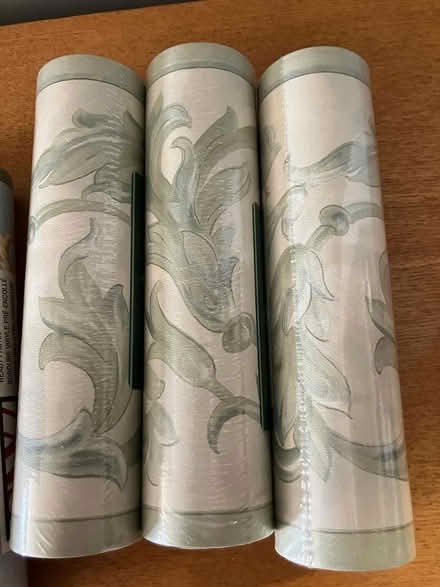 Photo of free Wallpaper pre-pasted Borders (Riverdale (north of Inwood)) #1