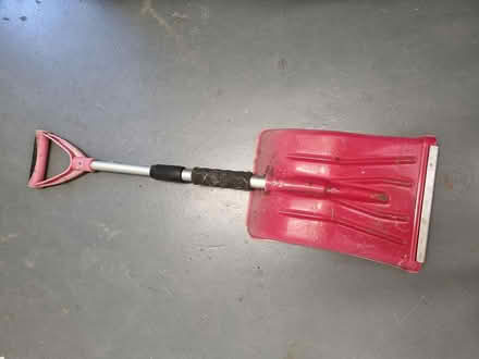 Photo of free plastic shovel (CM2 springfield, chelmsford) #2