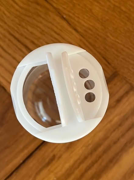 Photo of free Small plastic containers with lids (Cookham SL6) #4