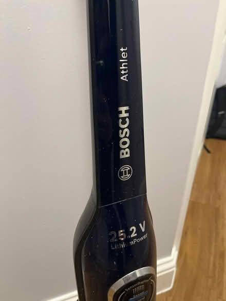 Photo of free Bosch battery powered vacuum (King’s Hedges CB4) #2