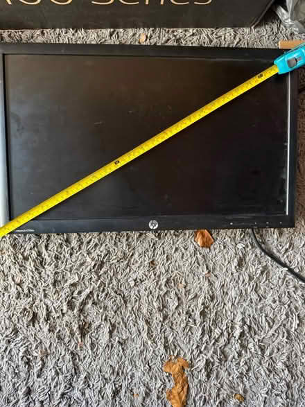 Photo of free Computer Monitors (Croydon) #4