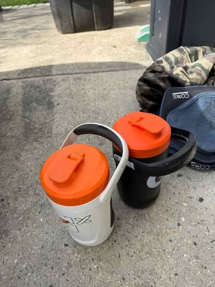 Photo of free Gatorade water jugs (Arlington) #1