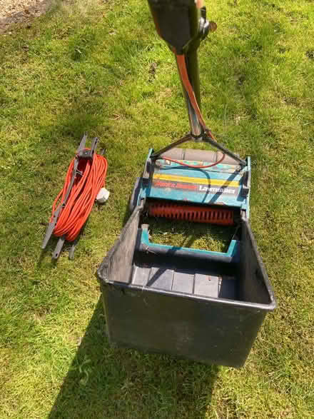Photo of free Black & Decker lawn scarifier with cable (Marlow Bottom SL7) #2