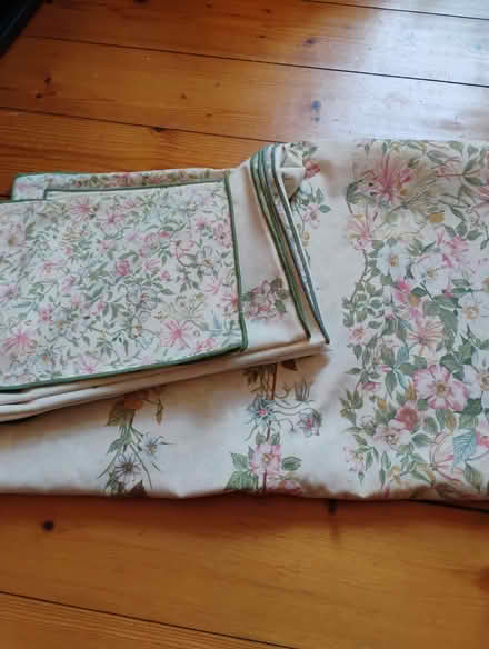 Photo of free Downie cover, single size, pillowcases (Seafield EH7) #1