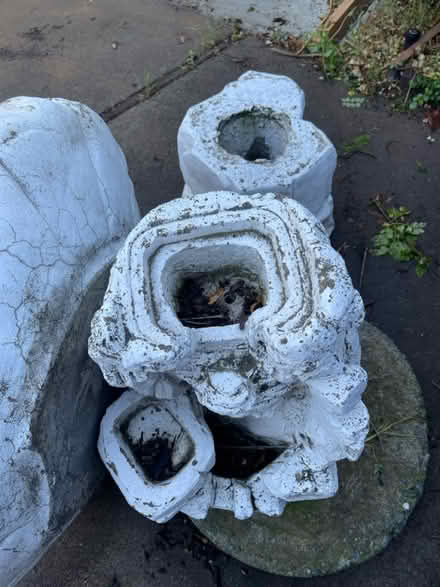 Photo of free 3-piece Bird Bath, Concrete (near the Cupertino Library) #4
