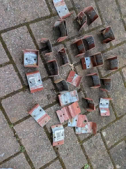 Photo of free Metclip fence clips Type 51 (Yatton Keynell SN14) #3