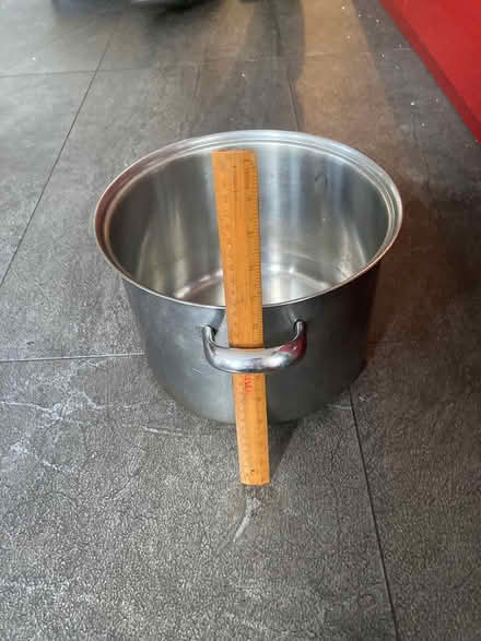 Photo of free Large stock pot (Heaton Moor, Stockport SK4) #1