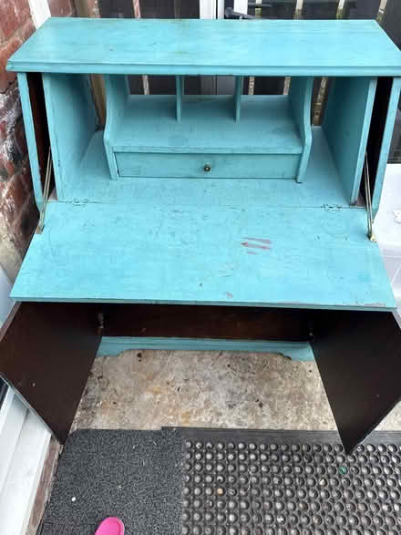 Photo of free Bureau (Dudley NE23) #2