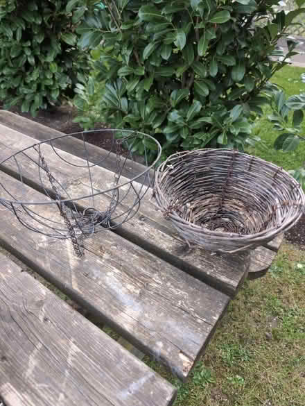 Photo of free Hanging baskets (Calcot RG31) #1
