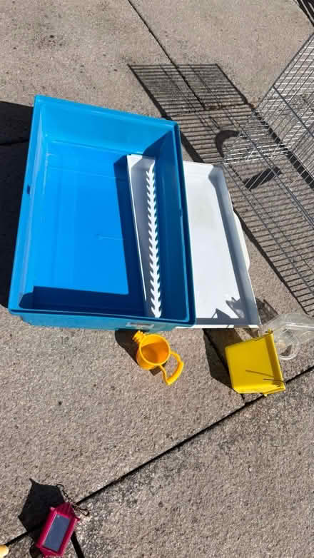 Photo of free Small bird cage (RH15) #2