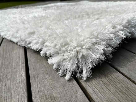 Photo of free Shaggy Rug (East Horsley) #2