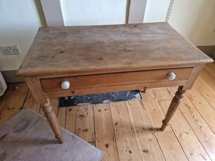 Photo of free Pine kitchen table (Stoke Newington N16) #1