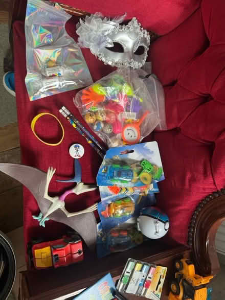 Photo of free Assorted Kids Party Bits (Woodside SE25) #3
