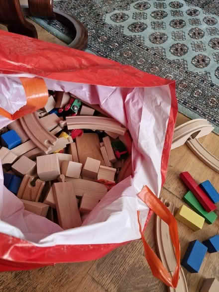 Photo of free Duplo wooden railway (Cutteslowe OX2) #1