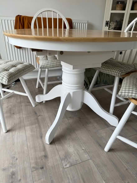 Photo of free Extendable Dining Table x4 Chairs (WV2) #1
