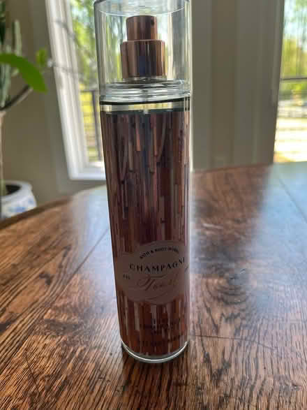 Photo of free Fine Fragrance Mist (Grosvenor) #1