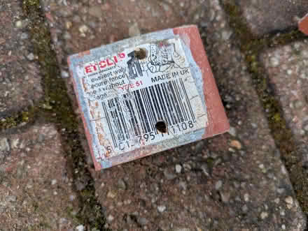 Photo of free Metclip fence clips Type 51 (Yatton Keynell SN14) #2