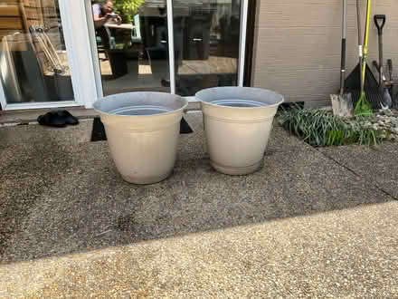 Photo of free Outdoor planters (Mantua) #1