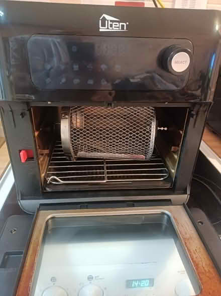 Photo of free Utan Air Fryee (Lee-on-the-Solent PO13) #1