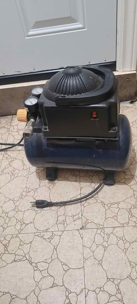 Photo of free Air compresser (Streetsville area) #1