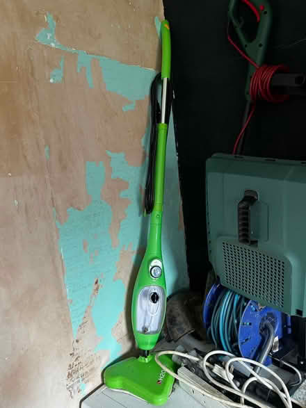 Photo of free Floor steamer (DH5 0PL) #1