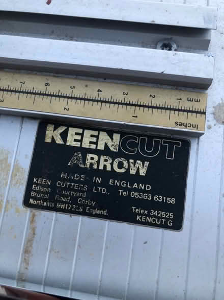 Photo of free Keencut 'Arrow' framing guillotine (High Green, S35) #1