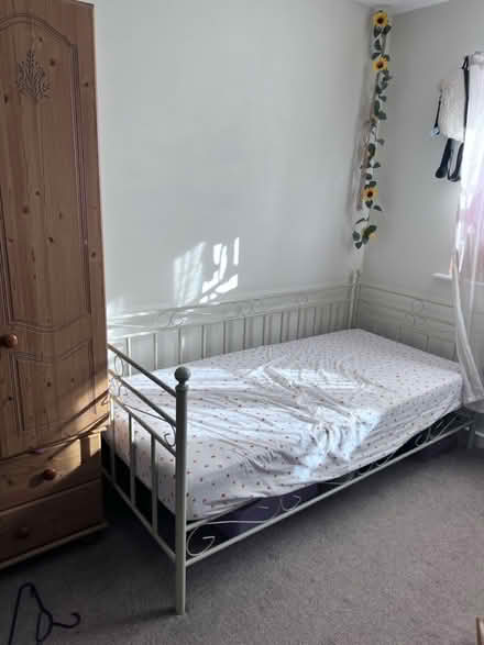 Photo of free Day bed (Wessington) #1