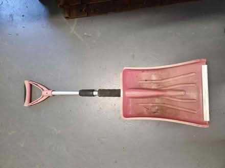 Photo of free plastic shovel (CM2 springfield, chelmsford) #1