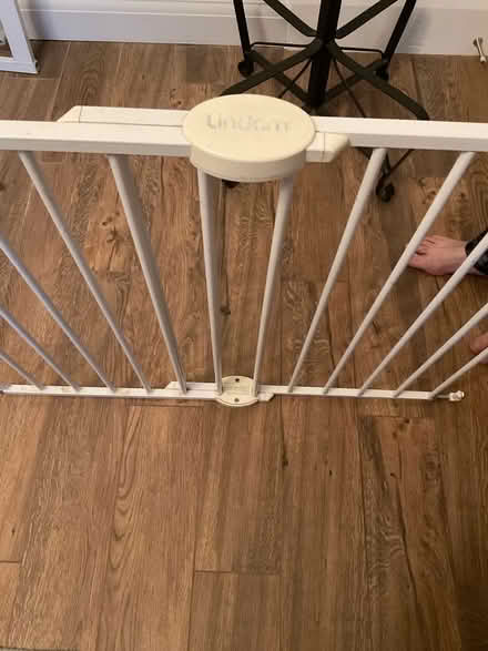 Photo of free Lindam baby gate (SE26) #1