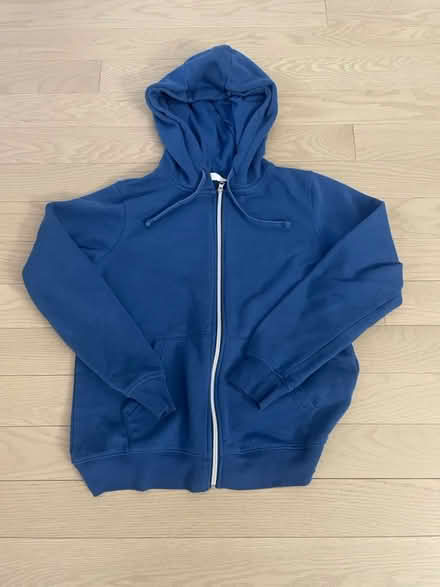 Photo of free Primark zip hoodie (Kennedy/16th in Markham) #1