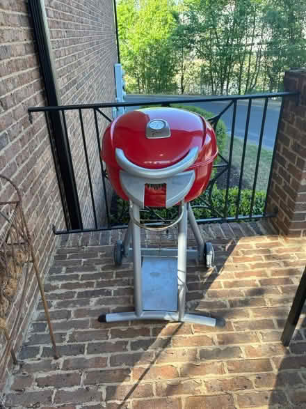 Photo of free Patio Bistro Electric Grill (Suwanee TownCenter) #1